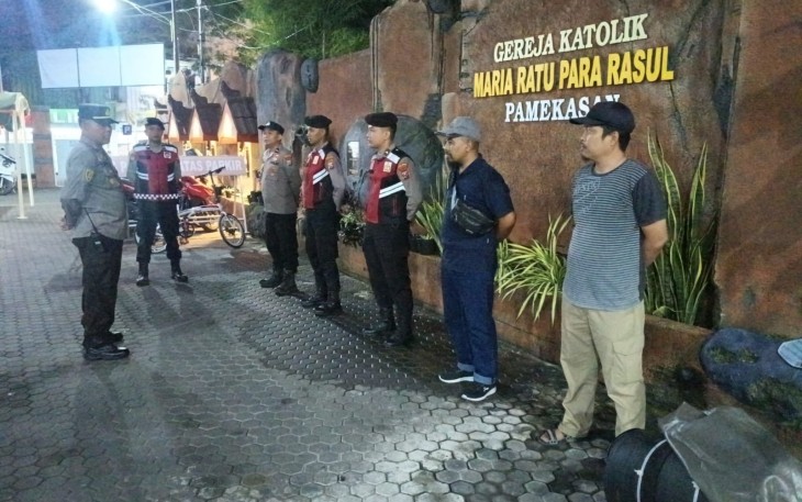Polres Pamekasan Siagakan Personel di Gereja Pastikan Ibadah Paskah Aman