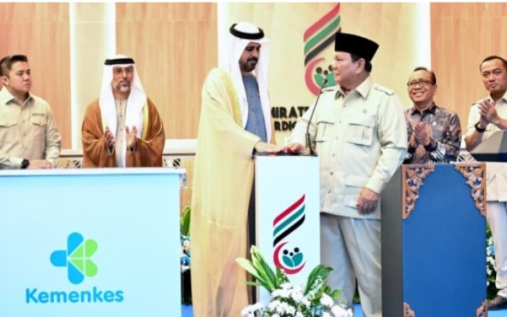 Presiden Prabowo Subianto saat meresmikan Rumah Sakit (RS) Kardiologi Emirates–Indonesia di Kota Surakarta, pada Rabu, 19 November 2025.