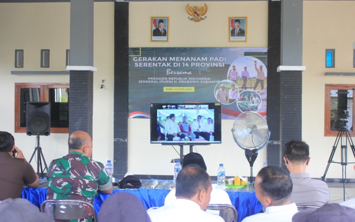 Menanam Harapan di Bumi Krandegan,