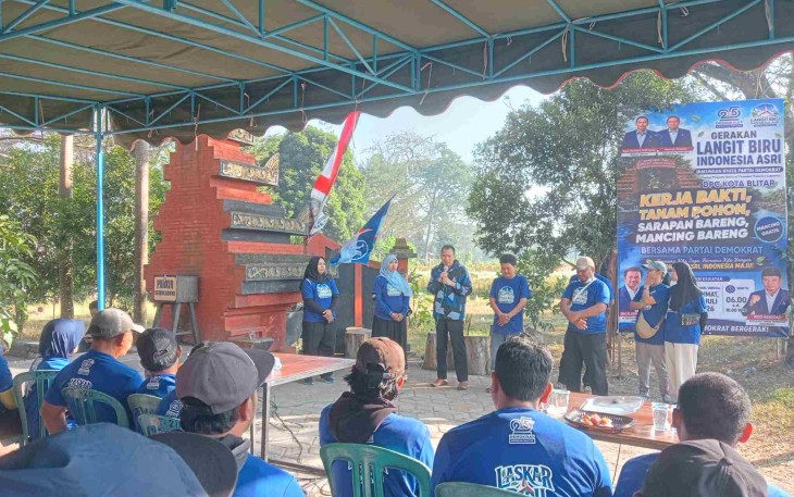 Ketua DPC Partai Demokrat Kota Blitar Rido Handoko Saat Berikan Sambutan, Jumat (24/7/2026). (Foto : Klikwarta.com)
