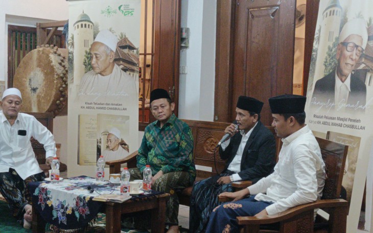 Forum Halaqah Pemikiran di Pondok Pesantren Al-Utsmany, Tambakberas, Jombang