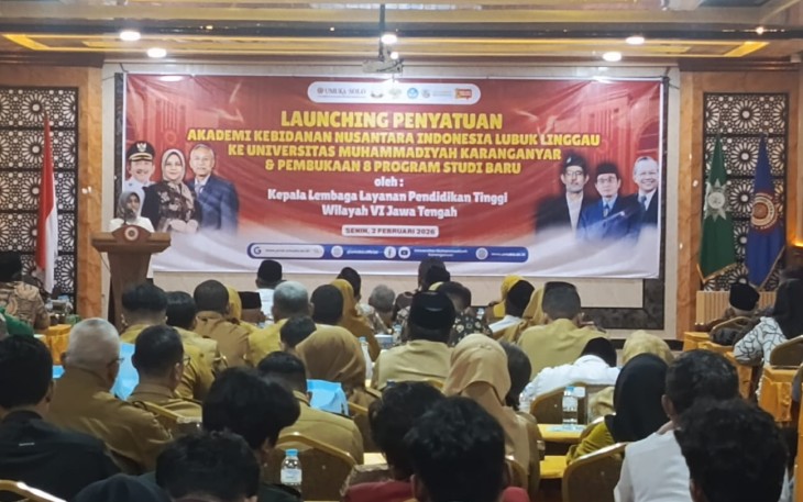 Launching penyatuan Akbid Nusantara Indonesia Lubuk Linggau ke Umuka Karanganyar dan pembukaan 8 program studi baru, Senin (2/2/2026)