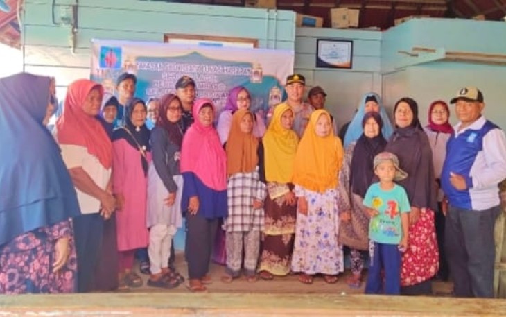 YETHAS saat Berbagi Paket sembako di Bulan Ramadan