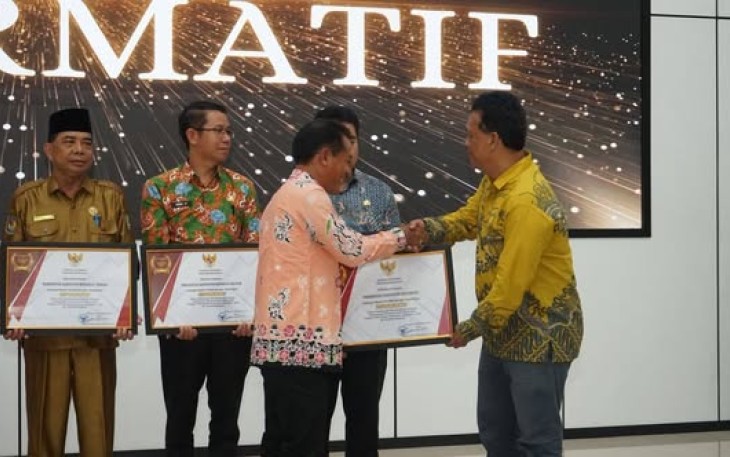Pemkab Mukomuko Raih Predikat Informatif