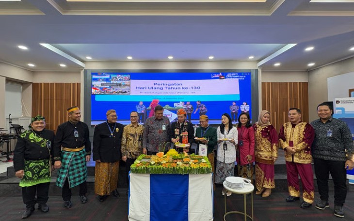 BRI Region 6/Jakarta 1 Rayakan HUT ke-130 dengan Tumpengan dan Penghargaan