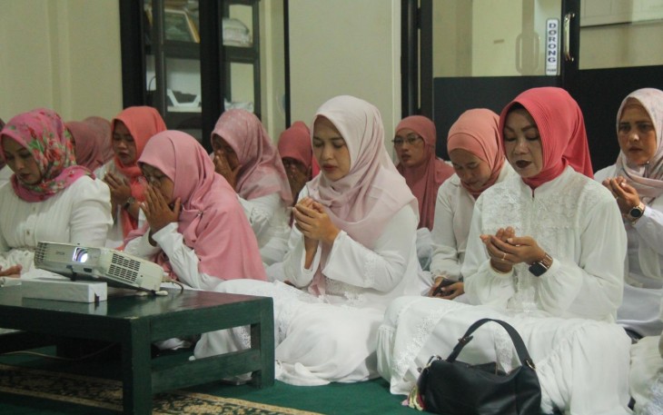 Doa bersama Persit KCK Cabang XXI Kodim Tulungagung