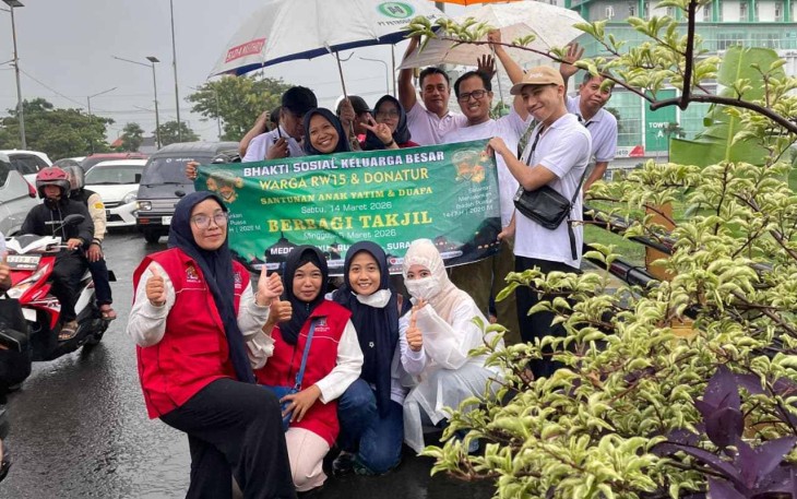 KSH RW15 Medokan ayu bagikan takjil