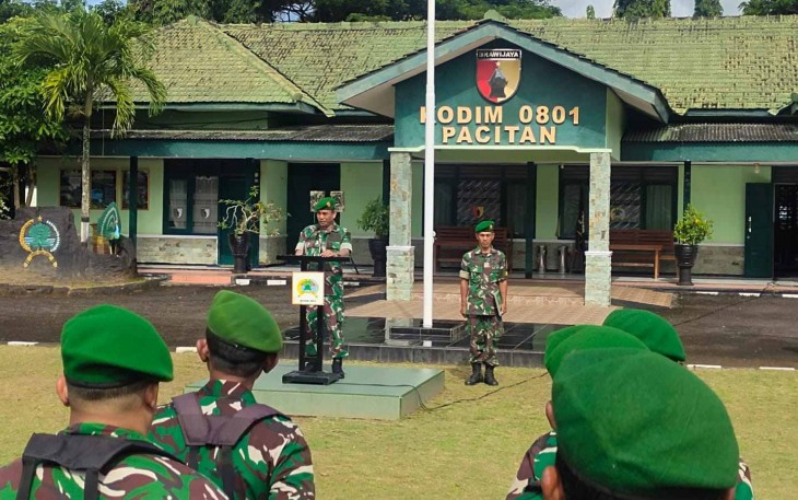 Kasdim 0801/Pacitan Mayor Inf Muhajir