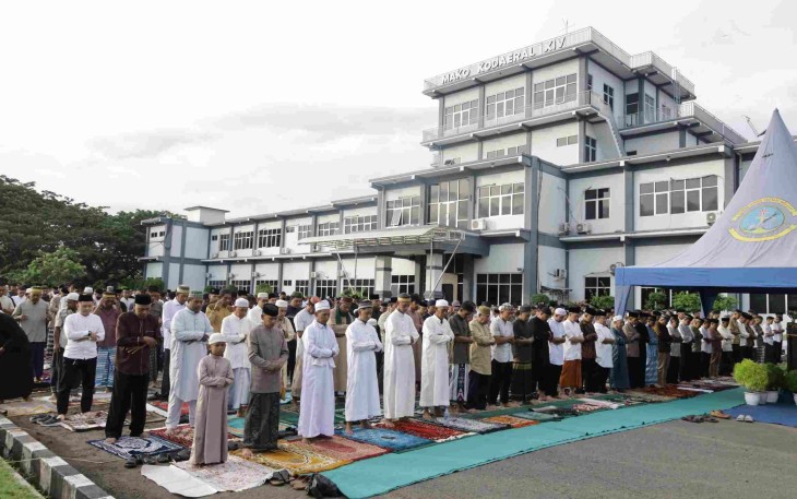 Sholat Ied di Kodaeral XIV Sorong