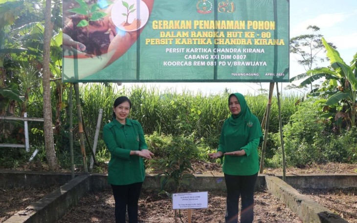 Aksi tanam pohon di Tulungagung