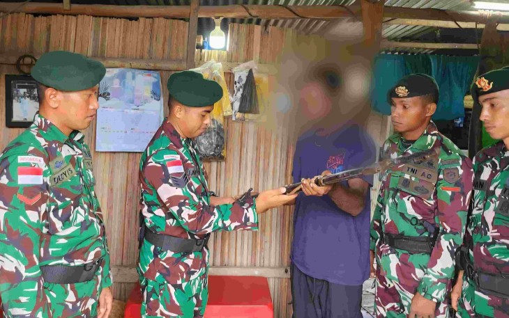 Penyerahan senjata sukarela warga