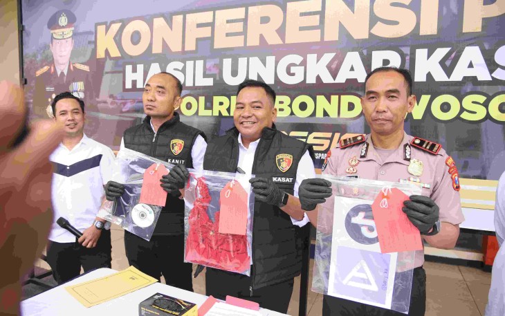 Konferensi pers Polres Bondowoso