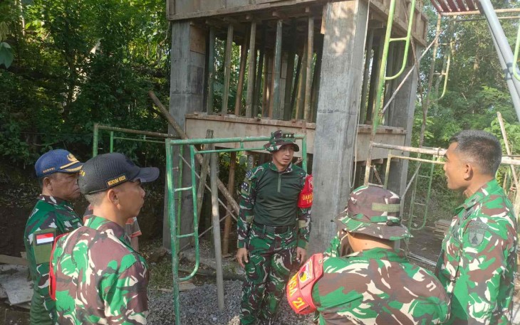 Dansatgas TMMD Ke-128 Kodim 0820/Probolinggo Letkol Inf Ribut Yodo Apriantono