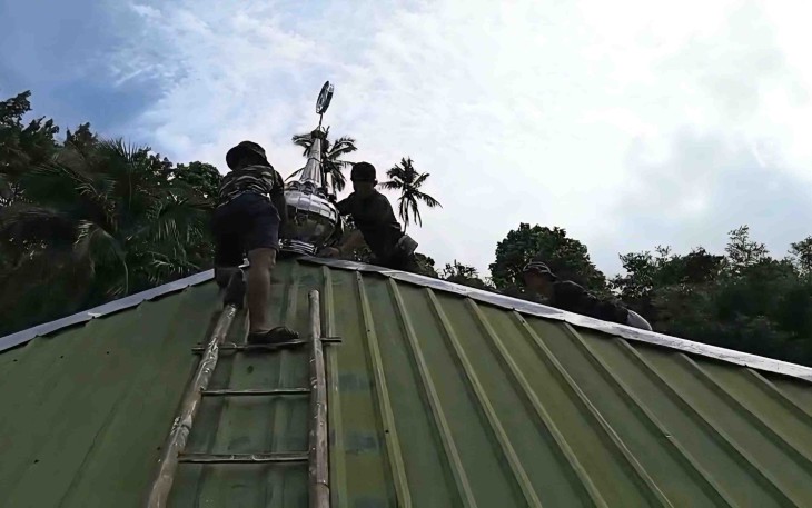 Kubah masjid terpasang