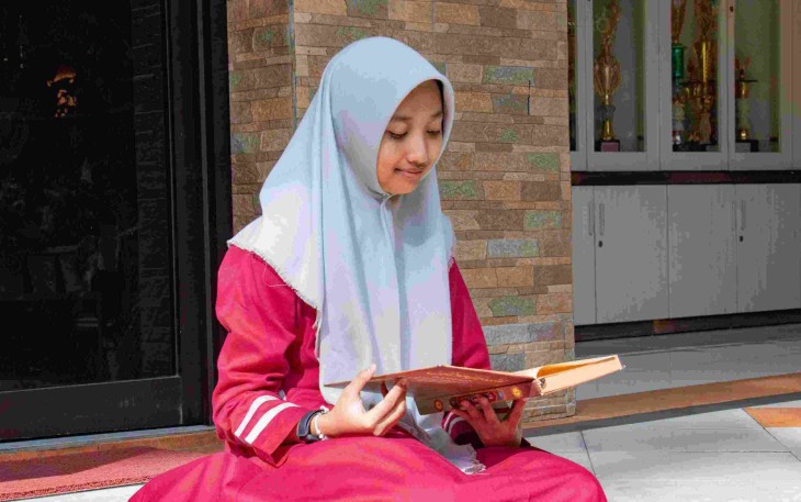 Hanin Nailal Husna 