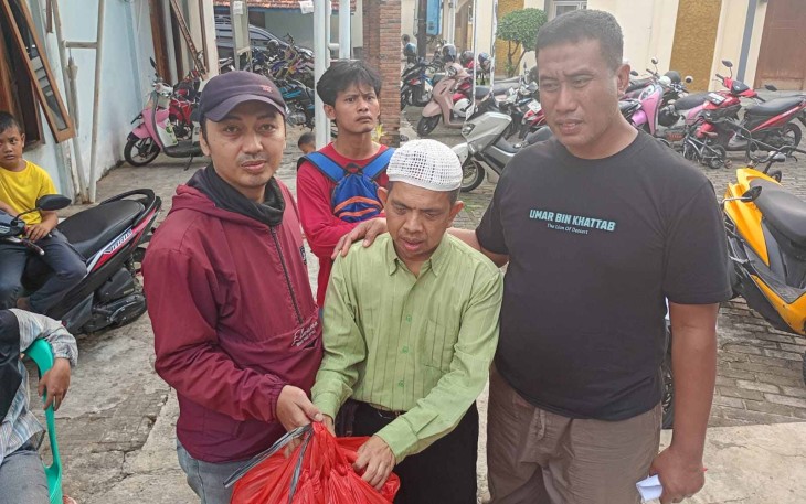 Pendistribusian daging kurban 