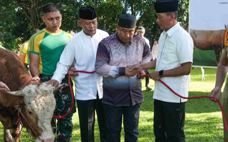 Pangkostrad Letjen TNI Mohammad Fadjar