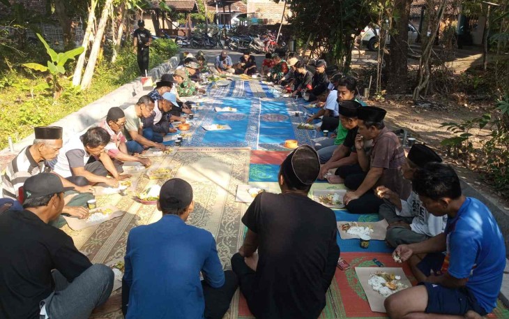 Tasyakuran pembangunan jembatan garuda