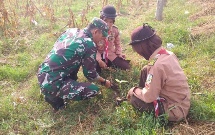 Tanam pohon lestarikan lingkungan Desa Ledok Tempuro