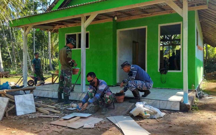 Pengerjaan RTLH ibu Sumanah warga Desa Ledok Tempuro