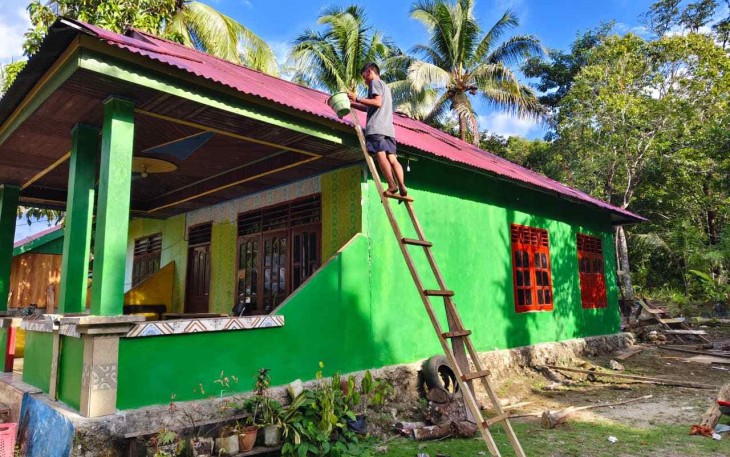 Percepatan rehab RTLH Ibu Diana