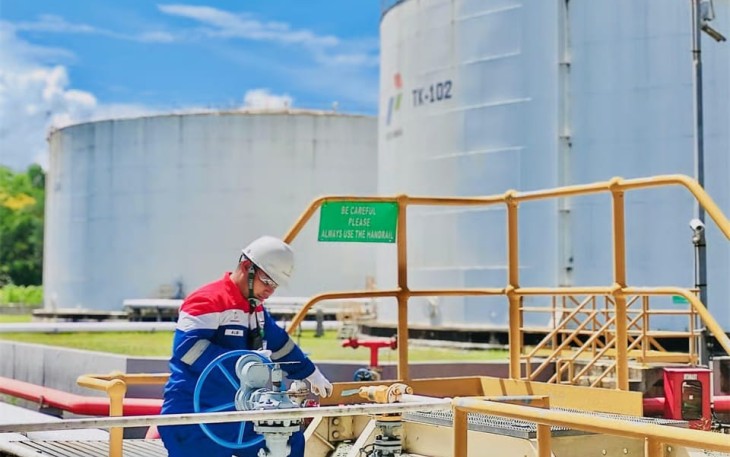 Dukung Pertamina Implementasi B50 Nasional, Elnusa Petrofin Gelar Go Live Penyaluran Perdana Biosolar Industri B50 dari Fuel Terminal IBT Pulau Laut