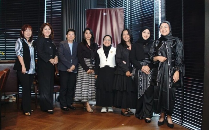 Her Assets Society Semarang 