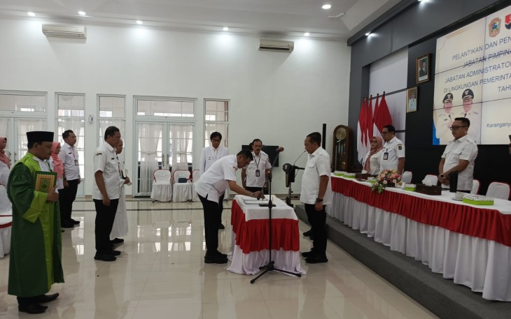 Bupati Rober Christanto Resmi Lantik Kurniadi Maulato Jadi Sekda Karanganyar