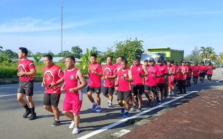Prajurit Kodim 1710/Mimika Tempuh Lari 8 Km