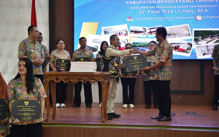 Wamendikdasmen Resmikan Revitalisasi 38 Sekolah di Bengkayang, Kalimantan Barat: Teras Depan Indonesia Kian Kokoh