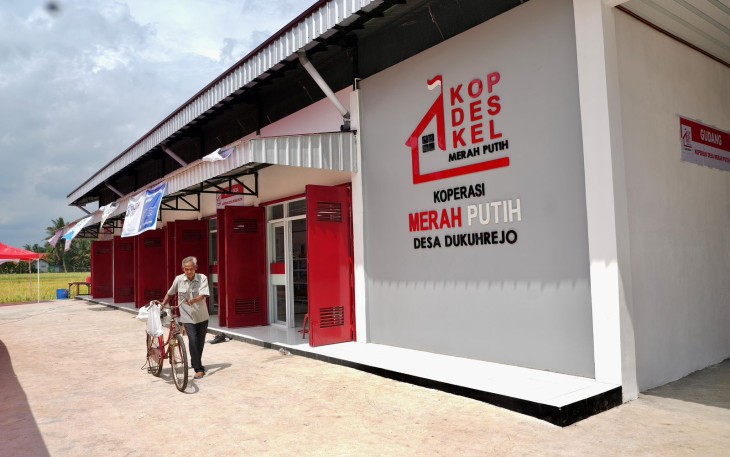 Gedung Kopdes Merah Putih 