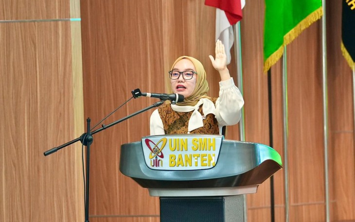 Wamenkop Farida Farichah 