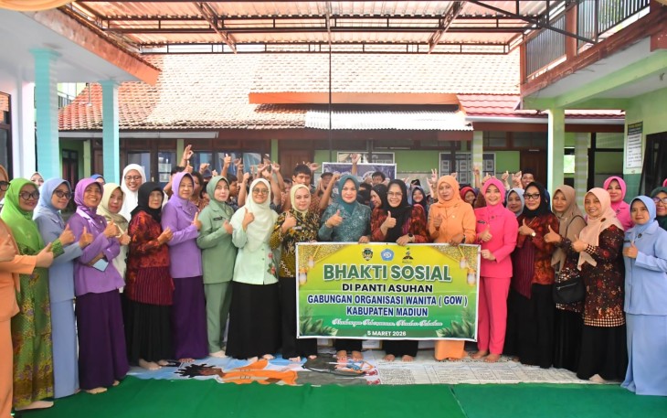 Baksos Persit Kodim Madiun