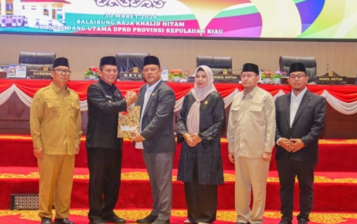 Gubernur Ansar Sampaikan Nota Pengantar LKPJ 2025 di DPRD Kepri