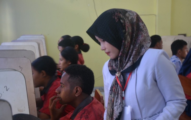 Siswa SMPN 1 Sentani mengikuti TKA