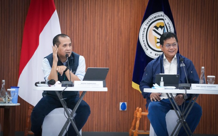 Wamen Viva Yoga bersama Mentrans Iftitah Sulaiman