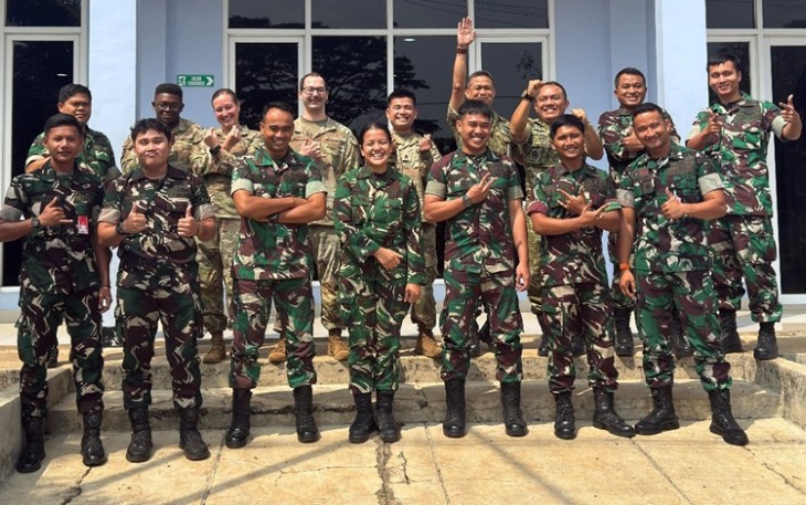 Pelatihan bersama intelijen