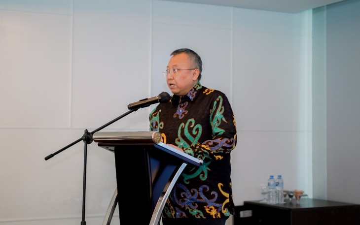 Deputi Bidang Kreativitas Digital dan Teknologi, Muhammad Neil El Himam, memberi sambutan dalam focus group discussion (FGD) bersama Microsoft dan AMANA Solutions  bertajuk “AI dan Masa Depan Ekonomi Kreatif Indonesia: Antara Inovasi, Tata Kelola, dan Keadilan bagi Kreator”, Jakarta, Kamis (4/6/2026)