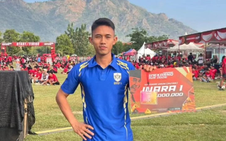 Ajang Soekarno Run Wonogiri 2026, Sertu Danu Ma’arif dari Yonarhanud 1/Purwa Bajra Cakti Kostrad tampil gemilang dengan meraih Juara 1 kategori 6K setelah mencatatkan waktu 18 menit 20 detik