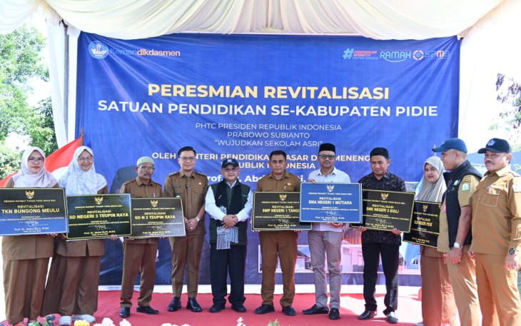 Revitalisasi dan Rehabilitasi Sekolah Bantu Murid dan Guru di Aceh Bangkit Pascabencana