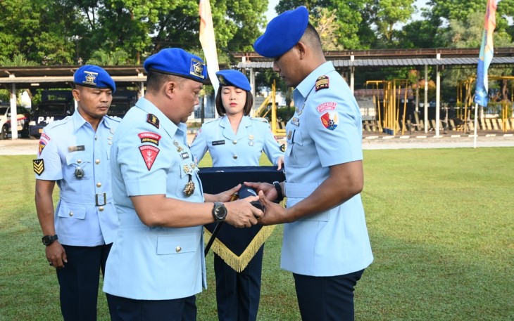 Komandan Wing Pendidikan (Danwingdik) 400/Matukjur, Kolonel Pas Heru Widodo, secara resmi menutup Pendidikan Kursus Perwira Penyidik (Suspa Idik) Angkatan ke-13 di Skadron Pendidikan (Skadik) 404 Wingdik 400/Matukjur