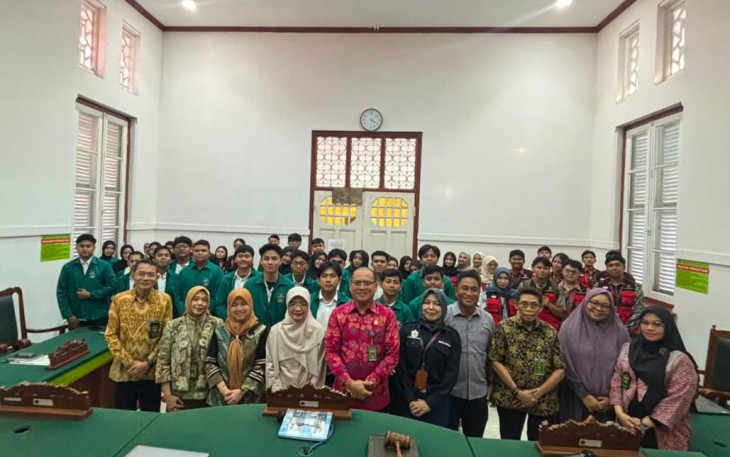 Ketua PN Makassar Sambut Mahasiswa KKN, Beri Edukasi Budaya Antigratifikasi