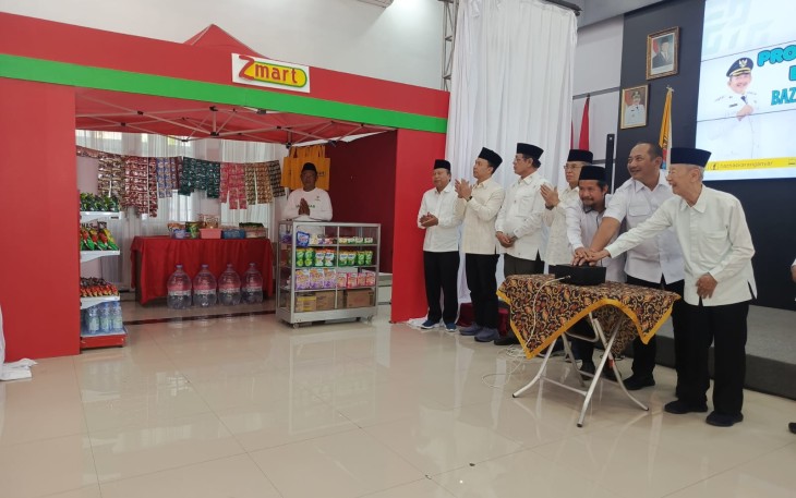 Peluncuran program pemberdayaan ekonomi Z-Mart Baznas Karanganyar, di Ruang Anturium Rumah Dinas Bupati Karanganyar, Rabu (8/7/2026)