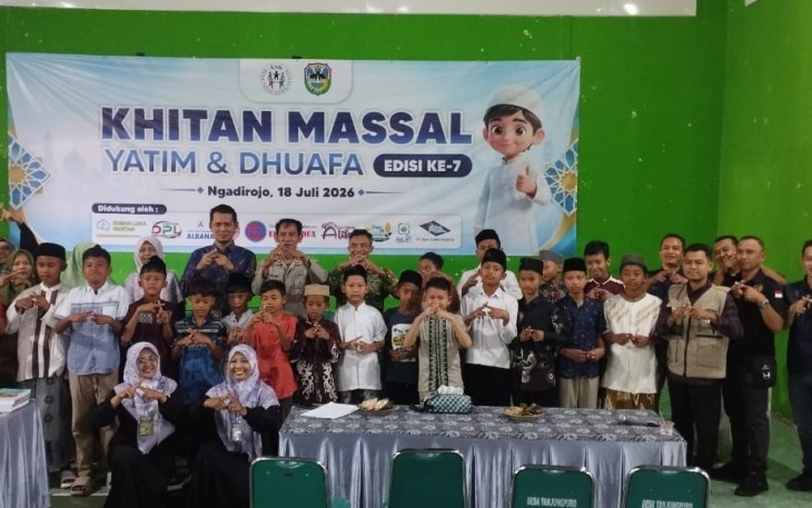 Kepedulian Babinsa Koramil 0801/07 Ngadirojo, Wujudkan Pembinaan Teritorial Melalui Khitan Massal 