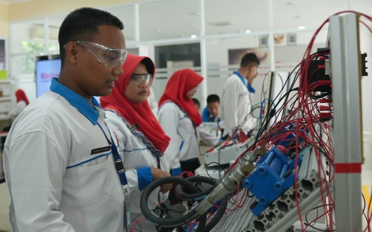 Direktur SMK Kemendikdasmen, Arie Wibowo, dalam webinar bertajuk Menciptakan Masa Depan: Robotika sebagai Peluang Karier bagi Murid SMK 