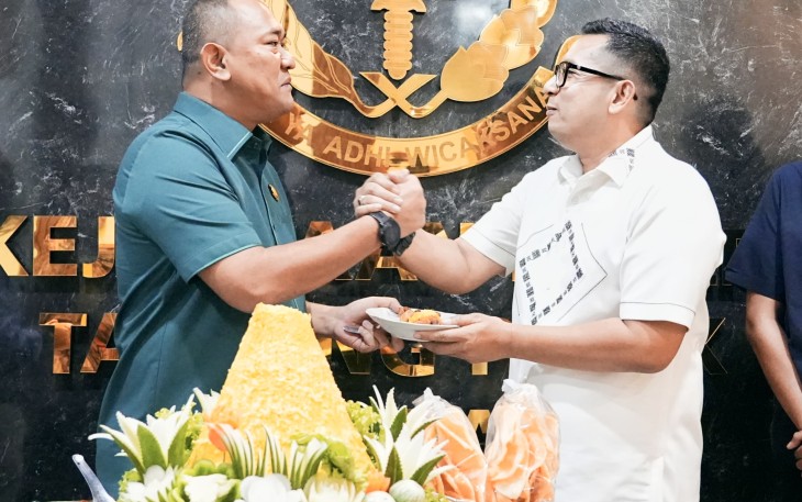 Sekretaris DPRD Jatim Ali Kuncoro Silaturahmi ke Kejari Tanjung Perak