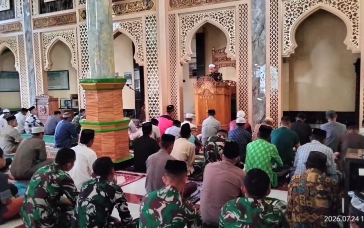 Sholat jumat berjamaah