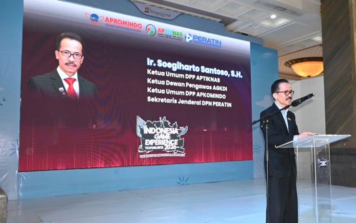 Ketua Umum APTIKNAS sekaligus Ketua Umum APKOMINDO, Ir. Soegiharto Santoso, S.H