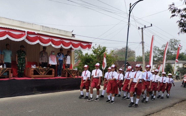 Lomba gerak jalan
