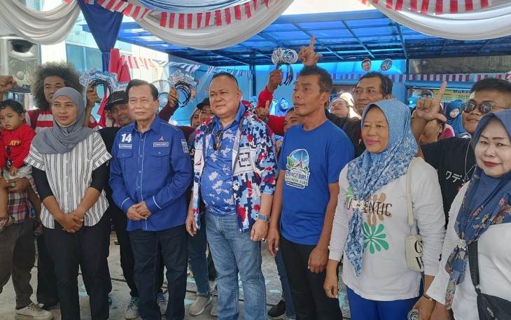 Memperingati HUT ke-81 Kemerdekaan RI dan HUT ke-25 Partai Demokrat, DPD Partai Demokrat Jawa Timur menggelar 'Lomba Rakyat' bersama masyarakat di Kantor DPD Partai Demokrat Jatim, Minggu (23/8/2026)